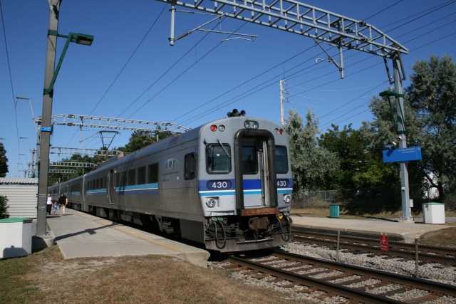 AMT Suburb Train at Deux-Montagnes